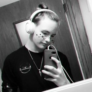 Meet your Posher, Ray